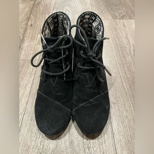 TOMS Brand Wedge Booties, Size 8, Black
